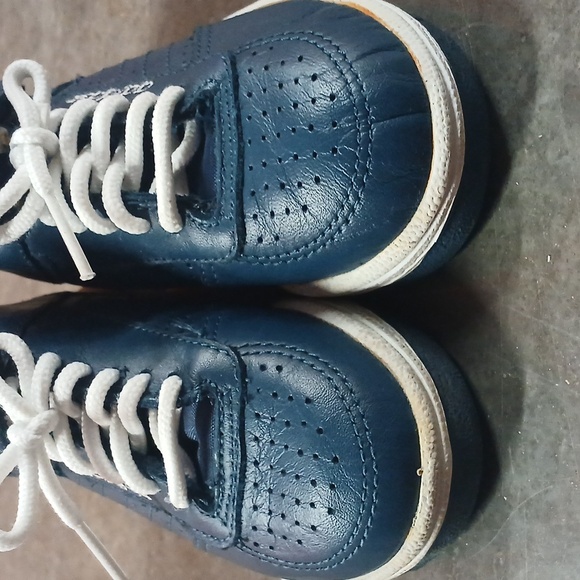 Adidas Taurus toddler - Picture 10 of 11